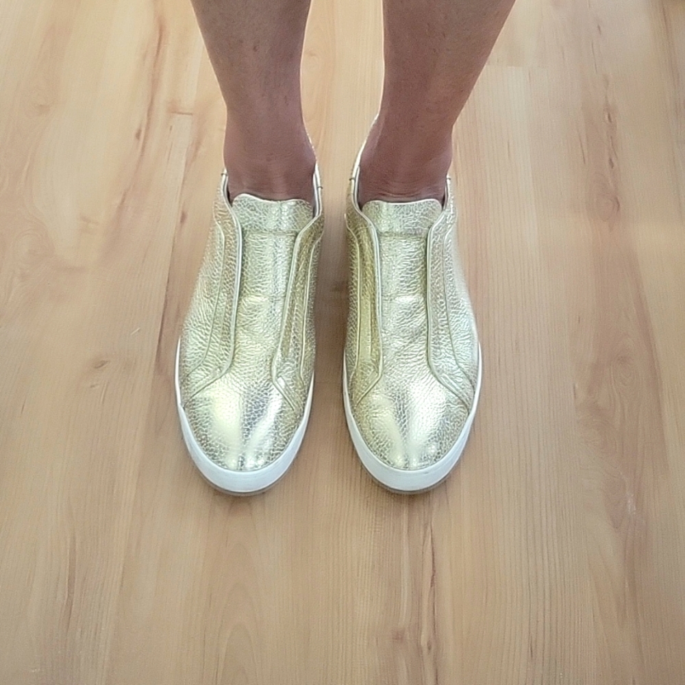 Tod's Gold Sneakers 40